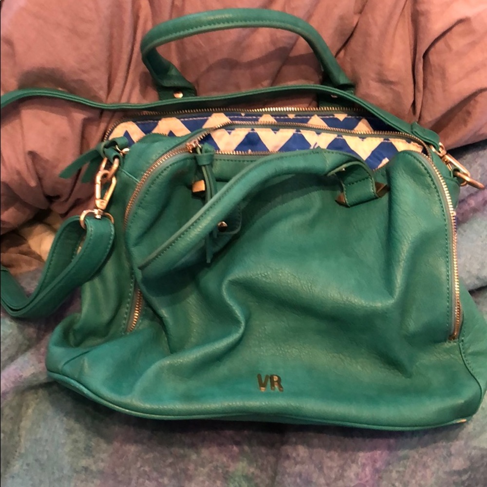 Violet Ray shoulder bag!